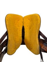 15 Inch Used Dakota Working Ranch Saddle Wide Tree 557