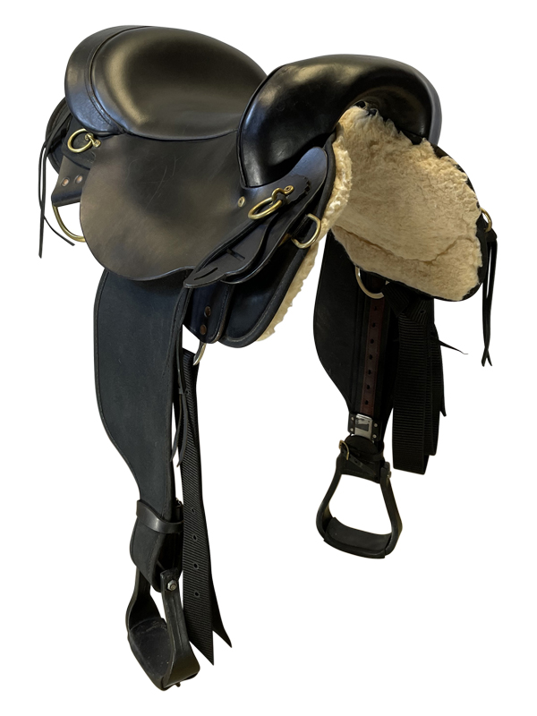 SOLD 2024/04/03 15 Inch Used High Horse Highbank Cordura Endurance