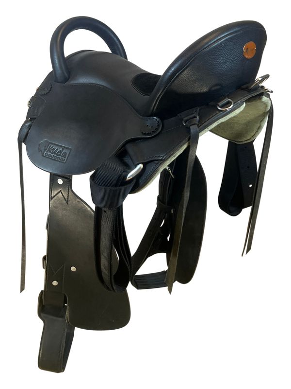 16.5inch Used Kuda Endurance Trail Saddle W165