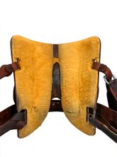 SOLD 2025/08/04j  15 Inch Used Martin Stingray Barrel Saddle