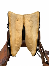 15 Inch Used Rocking R Roping Saddle Wide Tree