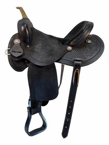 SOLD 2026/08/07 15 Inch Used Triple Creek Barrel Saddle Wide Tree