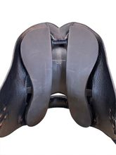 SOLD 2025/09/25 15 Inch Used TW Saddlery Trail Saddle