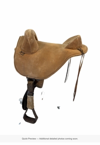 16.5Inch Used Custom Treeless Endurance Saddle Wide Tree