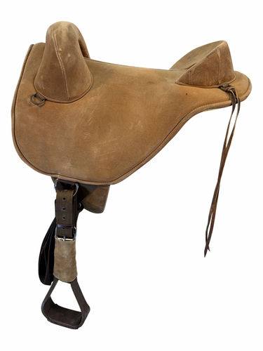 16.5Inch Used Custom Treeless Endurance Saddle Wide Tree