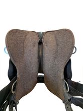 16.5Inch Used Tucker Black Mountain Gaited Trail Saddle Medium Tree 261