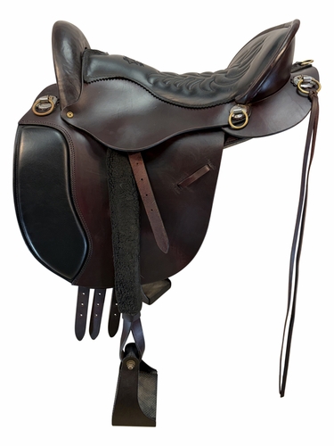 HOLD 2026/06/10j  16.5Inch Used Tucker Endurance Equitation Saddle Wide Tree T49