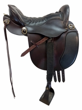 HOLD 2026/06/10j  16.5Inch Used Tucker Endurance Equitation Saddle Wide Tree T49