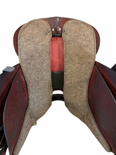 16.5Inch Used Tucker Endurance Saddle Medium Tree T49