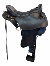 16.5Inch Used Tucker Endurance Trail Saddle Medium Tree 159