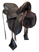 SOLD 2025/09/19  16.5Inch Used Tucker Equitation Endurance Saddle 149