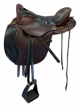 HOLD 2026/08/26e 16.5Inch Used Tucker Equitation Endurance Saddle Wide Tree 149