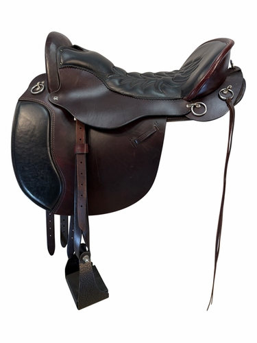 SOLD 2026/07/29 16.5Inch Used Tucker Equitation Endurance Saddle Wide Tree 149