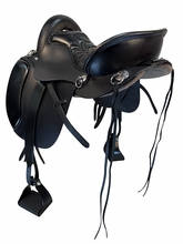 16.5Inch Used Tucker Equitation Endurance Saddle X Wide Tree T49