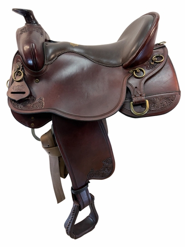 SOLD 2026/07/16j  16.5Inch Used Tucker Gen ll High Plains Trail Saddle Medium Tree 262
