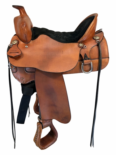 16.5Inch Used Tucker High Plains Trail Saddle 260