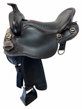 SOLD 2026/07/01 16.5Inch Used Tucker High Plains Trail Saddle Extra Wide Tree T60