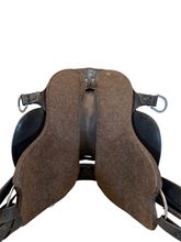 SOLD 2026/04/04 16.5Inch Used Tucker High Plains Trail Saddle Medium Tree T60