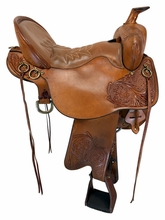 SOLD 2026/05/23e  16.5Inch Used Tucker High Plains Trail Sadlde Medium tree 260