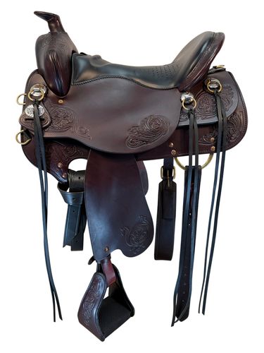 16.5Inch Used Tucker Horizon North Star Trail Saddle 263 Wide Tree