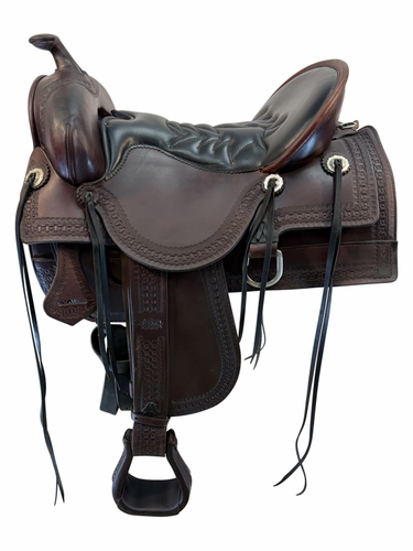 SOLD 2026/07/01e  16.5Inch Used Tucker Oldwest Trail Saddle Wide Tree 277