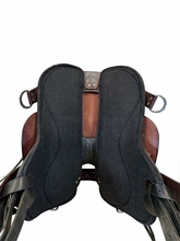 SOLD 2026/05/20j 16.5Inch Used Tucker Outpost Endurance Saddle Medium Tree 179