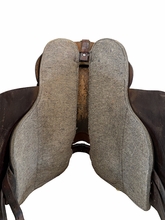 16.5Inch Used Tucker Plantation Trail Saddle Medium Tree 136
