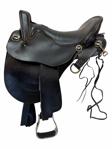 16.5Inch Used Tucker River Plantation Endurance Saddle X Wide Tree T46