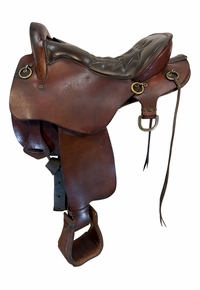 16.5Inch Used Tucker Saddlery Endurance Saddle Medium Tree Tucker