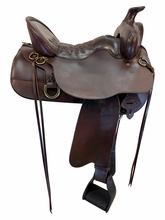 SOLD 2026/07/14j 16.5Inch Used Tucker Trail Saddle Medium Tree 260