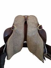 SOLD 2026/07/27j  16.5Inch Used Tucler Trail Saddle Medium Tree 260