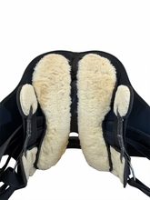 SOLD 2026/06/22 16 Inch Used Abetta Stealth Flex Cordura Trail Saddle Wide Tree 20557