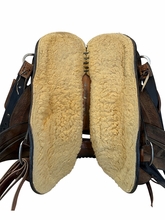 16 Inch Used About the Horse Endurance Saddle Medium Tree