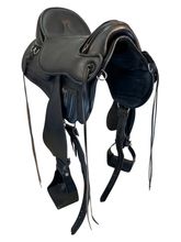 16 Inch Used Black Forest Treeless Endurance Saddle