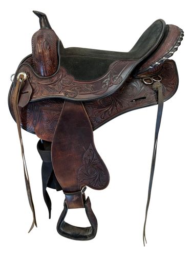 16 Inch Used Black Forest Treeless Trail Saddle Wide Tree