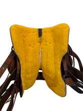 SOLD 2025/12/30j  16 Inch Used Circle L Roping Saddle Wide Tree