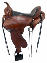 SOLD 2026/06/09j 16 Inch Used Circle Y Alabama Gaiter Trail Saddle Wide Flex Tree 1581