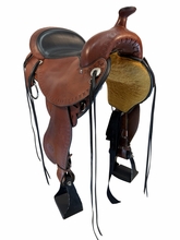 SOLD 2026/06/09j 16 Inch Used Circle Y Alabama Gaiter Trail Saddle Wide Flex Tree 1581
