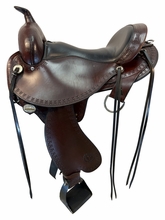 SOLD 2026/08/01 16 Inch Used Circle Y Alabama Gaiter Trail Saddle Wide Flex Tree 1581