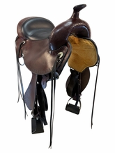 SOLD 2026/08/01 16 Inch Used Circle Y Alabama Gaiter Trail Saddle Wide Flex Tree 1581