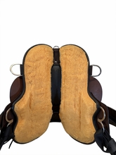 16 Inch Used Circle Y Creedmore Trail Saddle Wide Flex2 Tree 2384