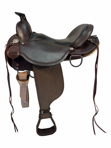 16 Inch Used Circle Y High Horse Cordural Trail Saddle Medium Tree 5915