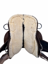 16 Inch Used Circle Y High Horse Cordural Trail Saddle Medium Tree 5915