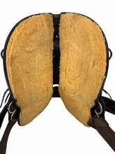 SOLD 2026/06/26 16 Inch Used Circle Y Omaha Trail Saddle Extra Wide Flex Tree 1554