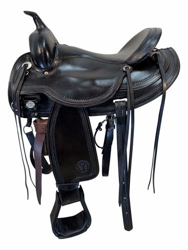 16 Inch Used Circle Y Omaha Trail Saddle Medium Flex Tree 1554