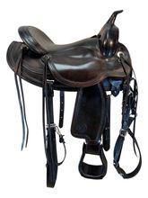 16 Inch Used Circle Y Omaha Trail Saddle Medium Flex Tree 1554