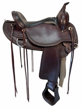 16 Inch Used Circle Y Omaha Trail Saddle Medium Flex2 Tree 1554
