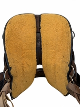 16 Inch Used Circle Y Omaha Trail Saddle Wide Flex2 Tree 1554