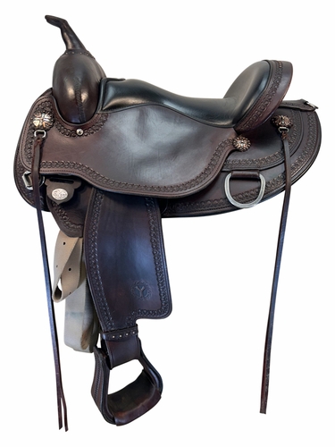 SOLD 2026/01/02 16 Inch Used Circle Y Copper Mine Flex2 Trail Saddle Wide Tree 1565