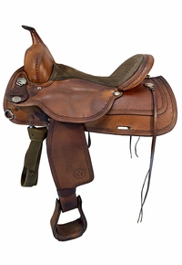 SOLD 2026/09/11  16 Inch Used Circle Y Trail Saddle Wide Flex Lite Tree 1552